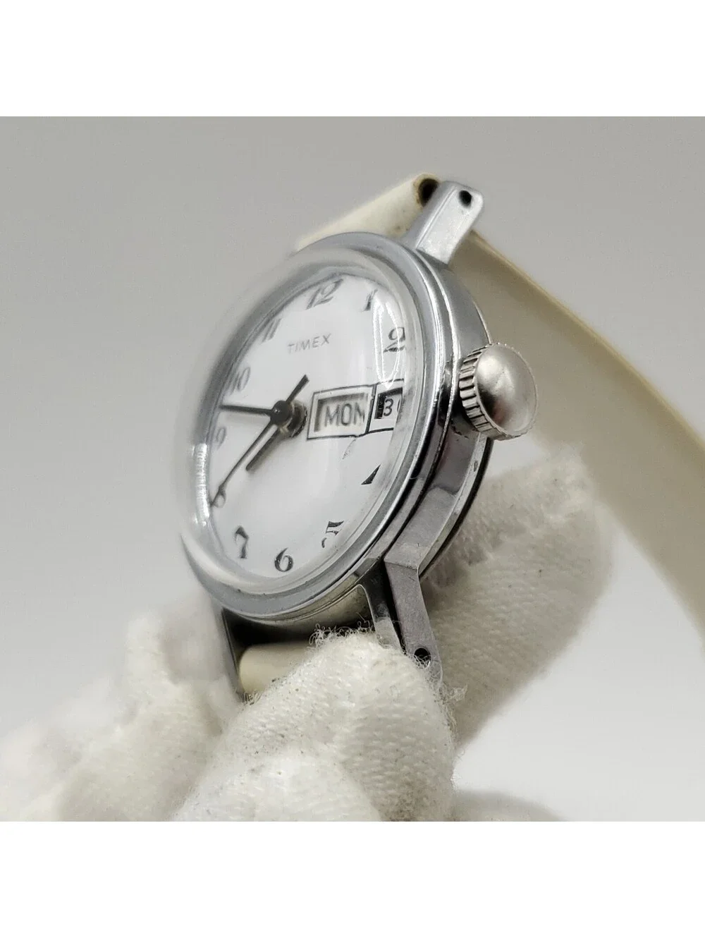 Timex Mechanical White Day/Date Dial Silver Tone Womens Watch 24mm Running
